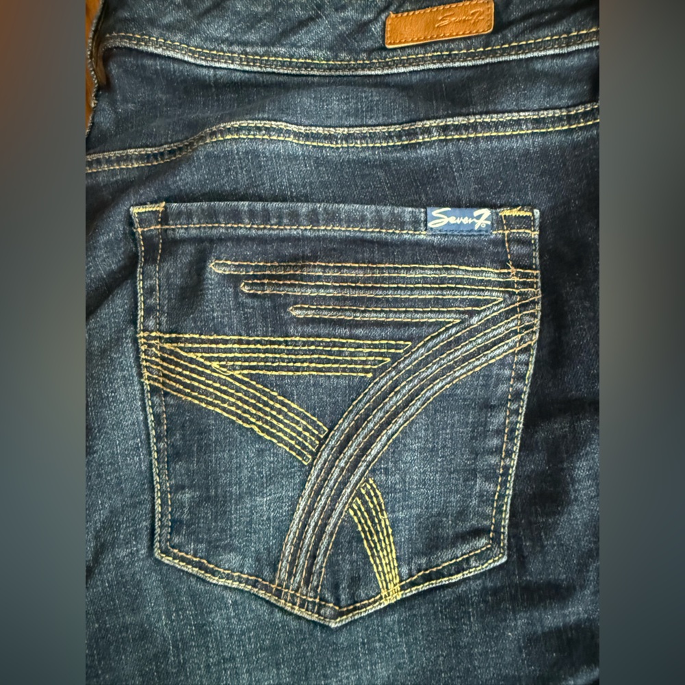 Seven size 18 bootcut jeans.